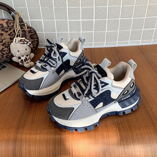 Damen Sportliche Chunky Sneakers mit einzigartigem Design EB