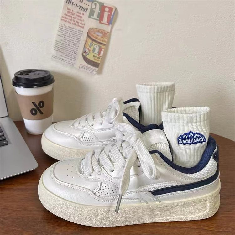 Damen Sportliche Plateau-Sneaker mit atmungsaktivem Obermaterial und gepolsterter Sohle EB