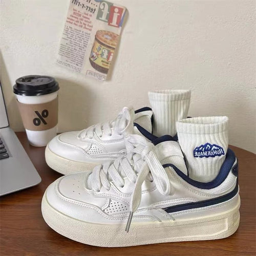 Damen Sportliche Plateau-Sneaker mit atmungsaktivem Obermaterial und gepolsterter Sohle EB