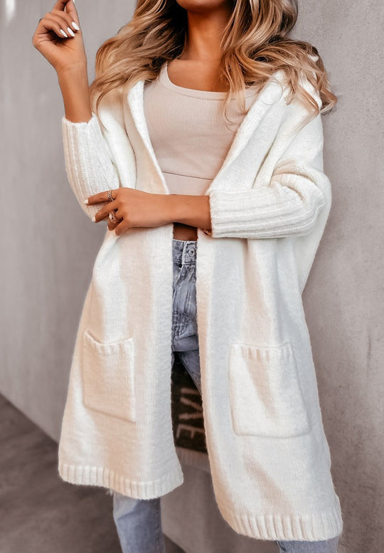 Damen Strickjacke mit Kapuze und innovativem Schriftzug EB