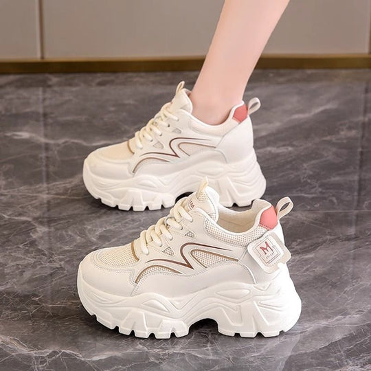 Damen Sportliche Sneakers mit modernem Design und dämpfender Sohle EB