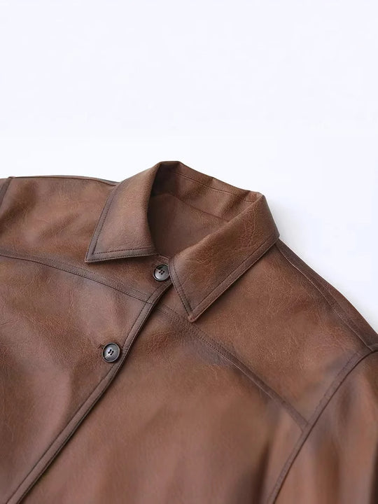 Damen cropped jacke mit praktischen Brusttaschen und Knopfdetails EB