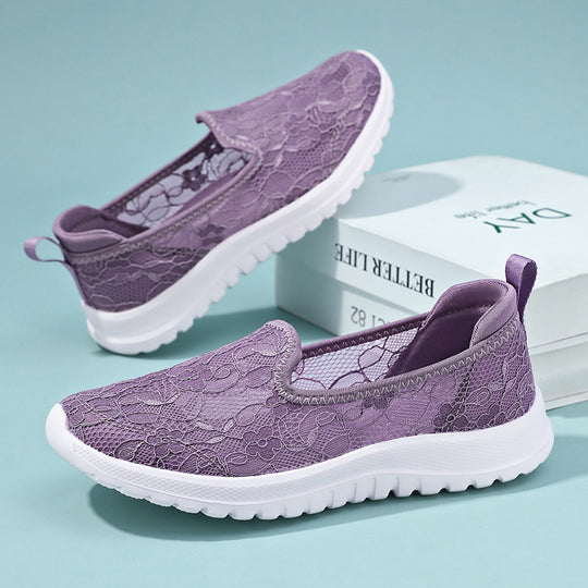 Damen Slip-On Sneakers mit eleganter Spitze und dämpfender Sohle EB