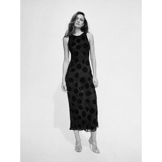 Damen Maxi-Kleid mit floralem Spitzenmuster und elegantem, schwingendem Saum EB
