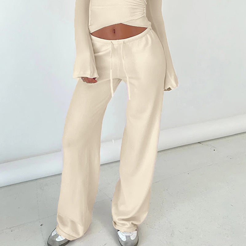 Damen nan Wickel-Cropped-Top mit tiefem V‑Ausschnitt, taillierter Wickelform und langen Glockenärmeln EB