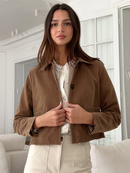 Damen modische Kurzjacke mit hochgeschlossenem Kragen und praktischen Taschen EB