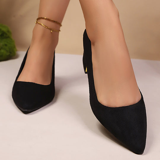 Damen dezente Pumps mit goldenem Akzent EB