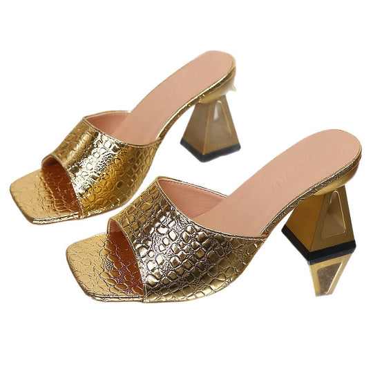 Damen elegante Blockabsatz Sandalen mit Blumendekor EB