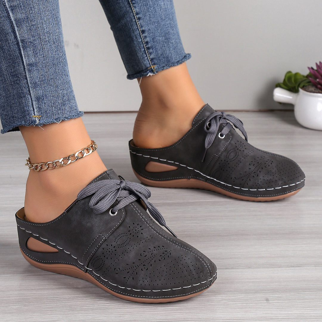 Damen modische Mokassins mit luftiger Perforation und dekorativem Schnürdesign EB