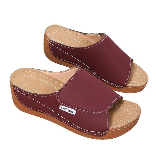 Damen Offene Zehen-Pantoletten mit Soft‑Suede‑Obermaterial, verstellbarem Klettverschluss und dämpfender Keilsohle EB