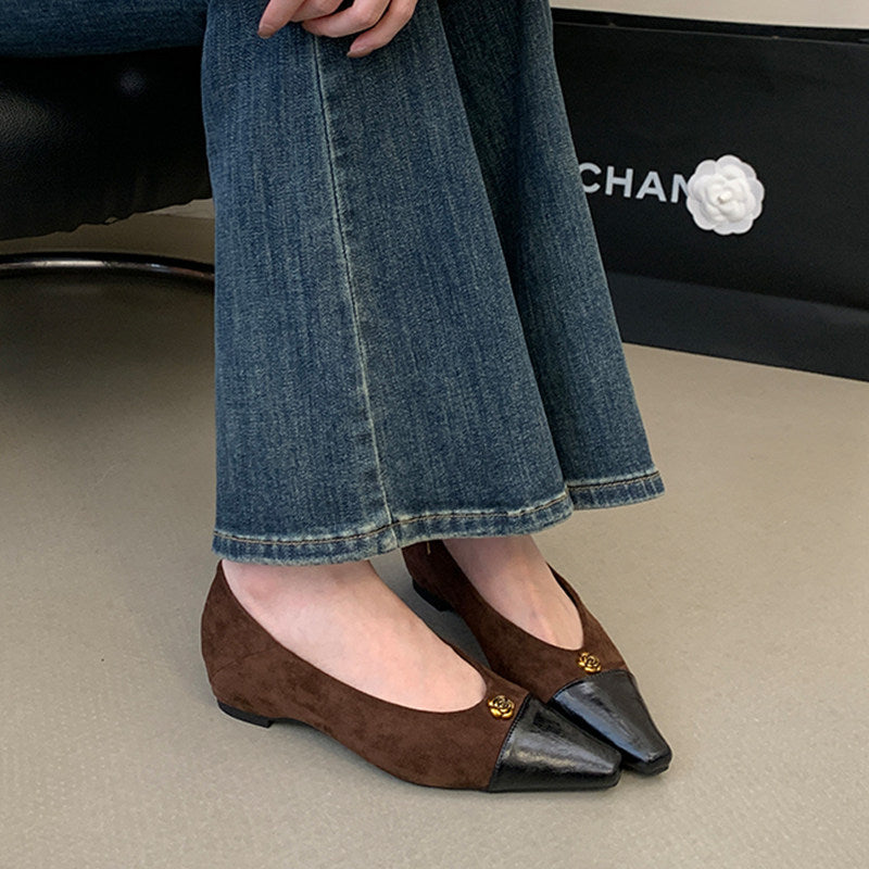 Damen Ballerinas mit elegantem spitz zulaufendem Design und modischem Lackakzent EB