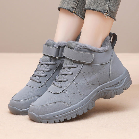 Damen Winterliche Sneaker mit isolierendem Futter und rutschfester Sohle EB