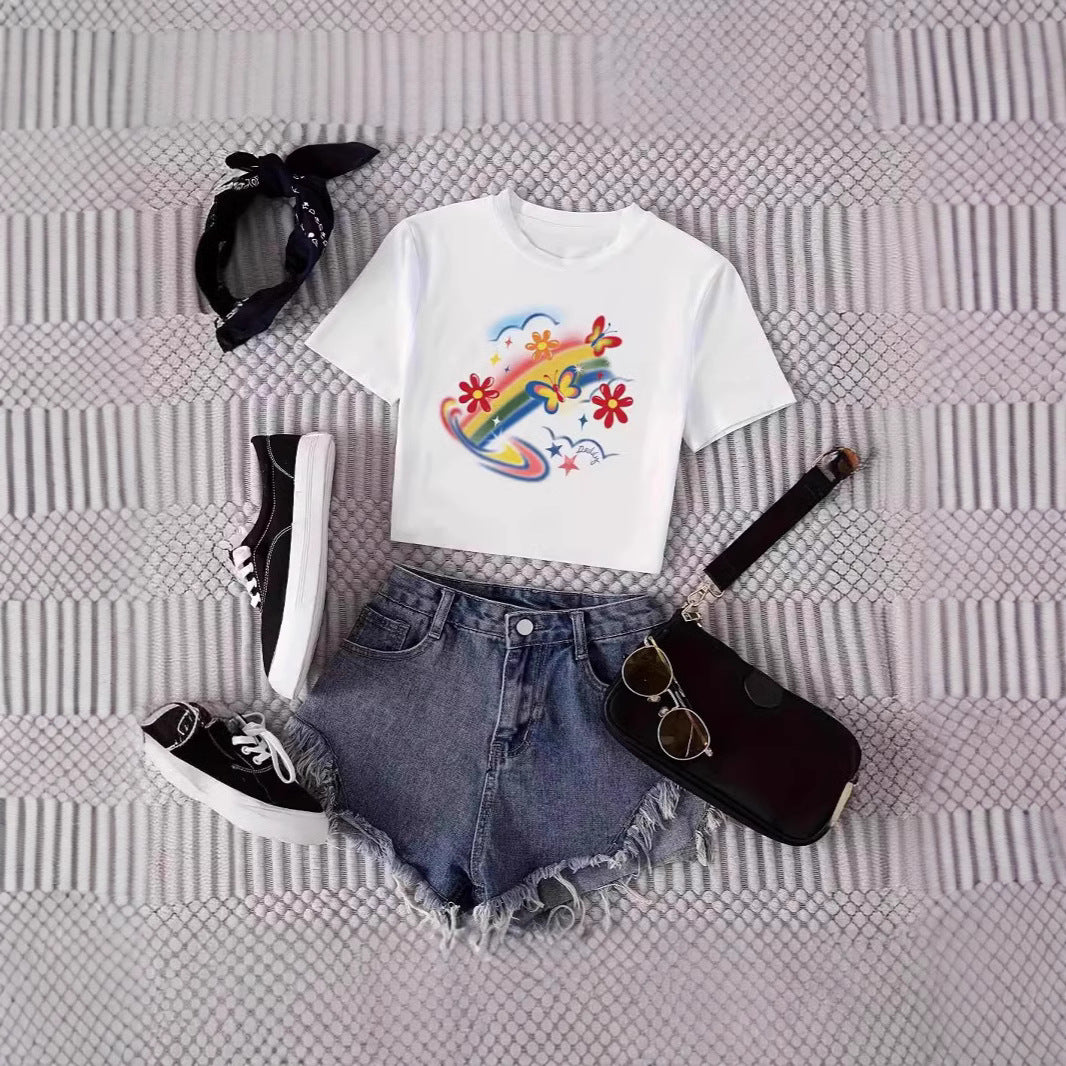 Damen Crop-T-Shirt im urbanen Grafikdesign EB