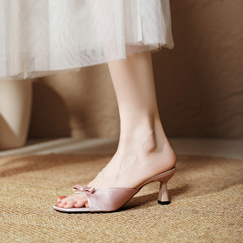 Damen elegante Mules mit verspieltem Schleifen-Detail EB