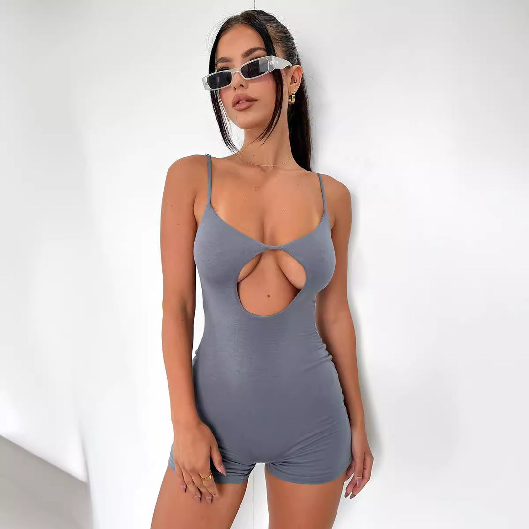 Damen figurbetonter Jumpsuit mit verführerischem Cut-Out und Spaghettiträgern EB