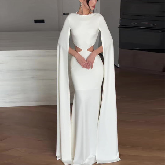 Damen Elegantes Abendkleid mit innovativem Cut-Out und dramatischem Cape EB