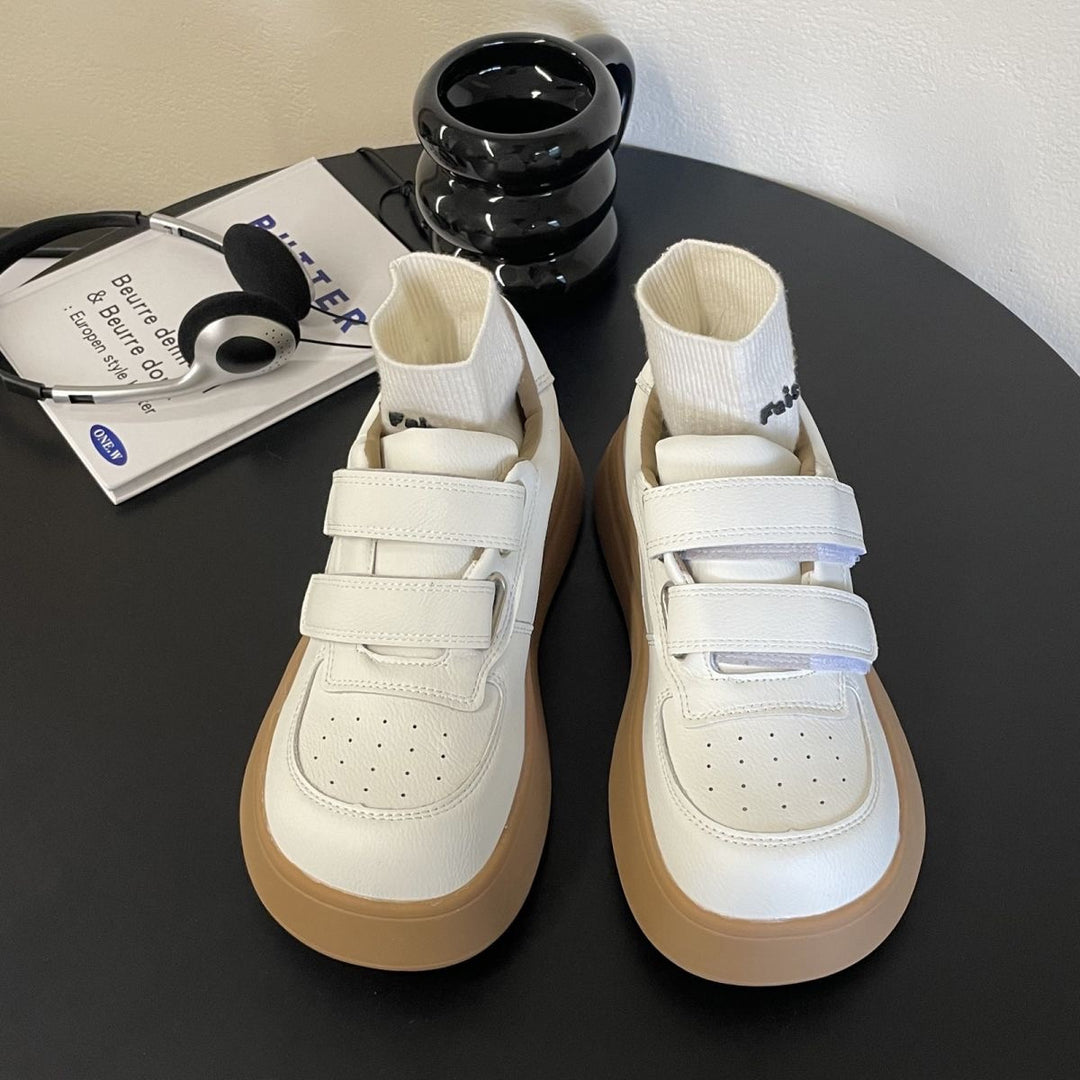 Damen Komfortable und stylische Sneaker mit Klettverschlüssen EB