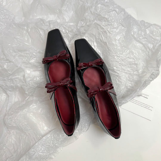 Damen Ballerina-Schuhe mit hochwertigem Metallic-Obermaterial und charmantem Schleifendetail EB