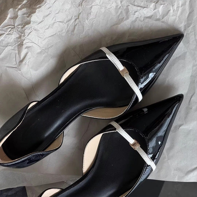 Damen Elegante Lack‑D'Orsay‑Pumps mit spitzer Zehenkappe, niedrigem Kittenabsatz und zartem Zierriemchen EB