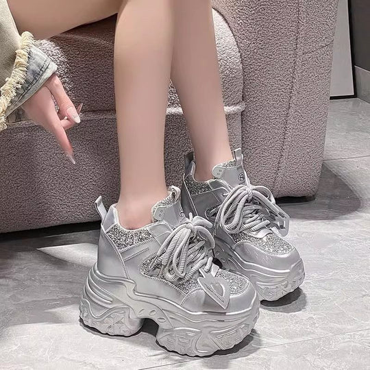 Damen High-Top Sneakers mit glitzernden Akzenten und robustem Profil EB