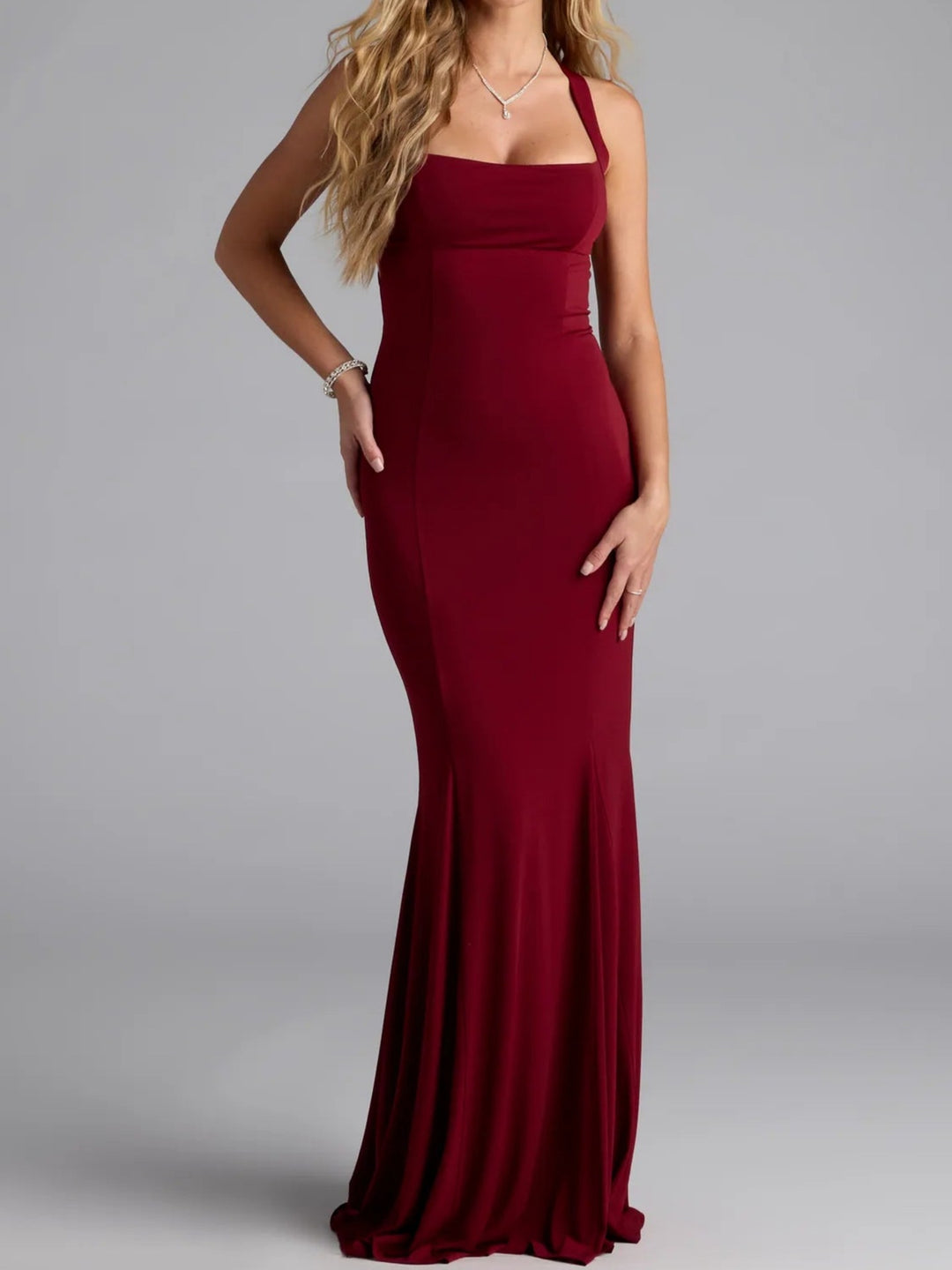 Damen Elegantes langen Kleid mit schulterfreien Trägern und leichtem Schimmer EB