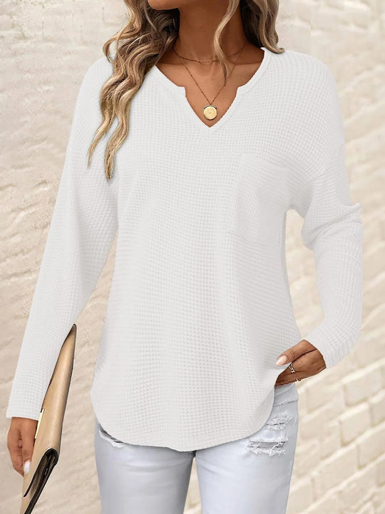 Damen Waffelstrick-Longsleeve mit V-Notch, Brusttasche und legerer Oversize-Passform EB