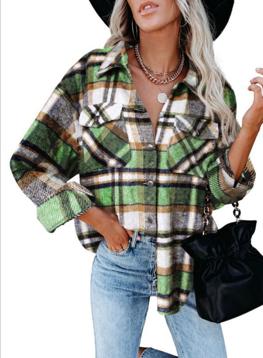 Damen Karobluse mit aufgesetzten Taschen und modernem Schnitt EB