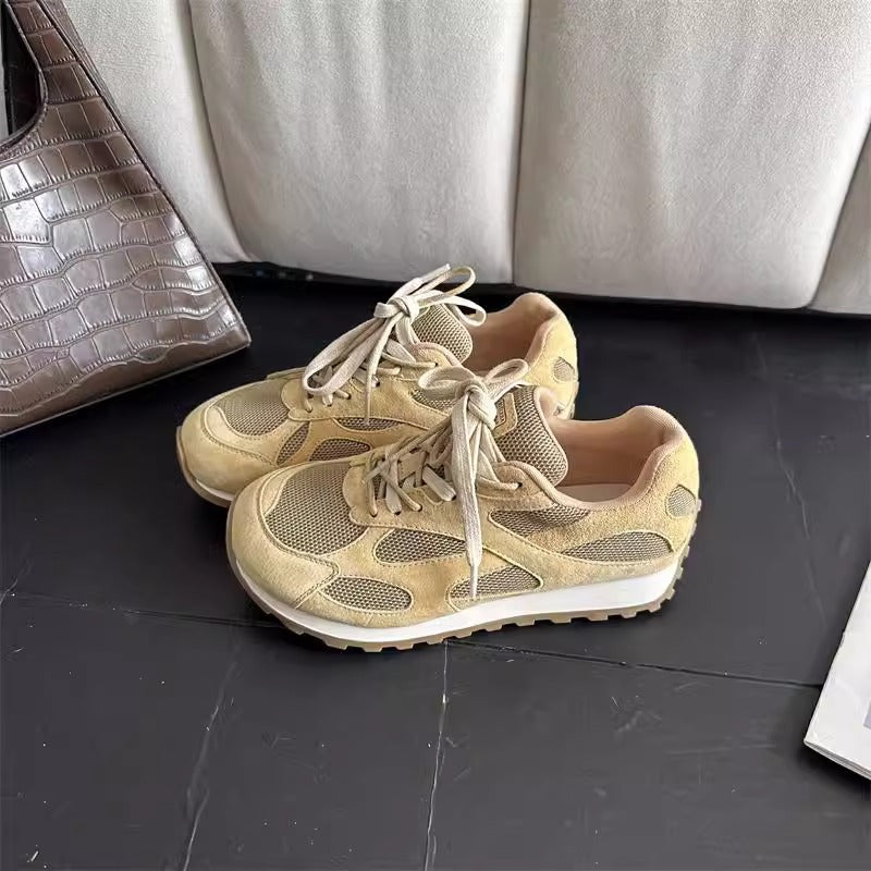 Damen Sportliche Sneaker mit atmungsaktivem Mesh und modischer Wildleder-Oberfläche EB