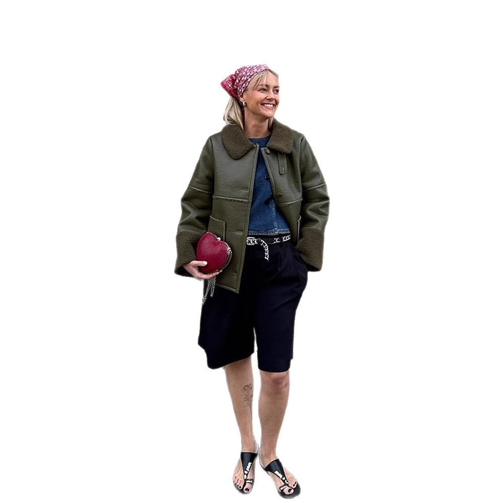 Damen Kunstlederjacke mit flauschigem Kragen und praktischen Taschen EB