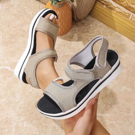 Damen Atmungsaktive Sandalen mit verstellbaren Klettverschlüssen und ergonomischem Fußbett EB
