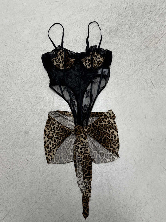 Damen Spitze Bodysuit mit animalischem Design und verführerischem Saum EB