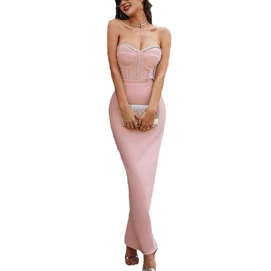 Damen Elegantes und figurbetontes Abendkleid mit Herz-Ausschnitt und Glitzerakzenten EB