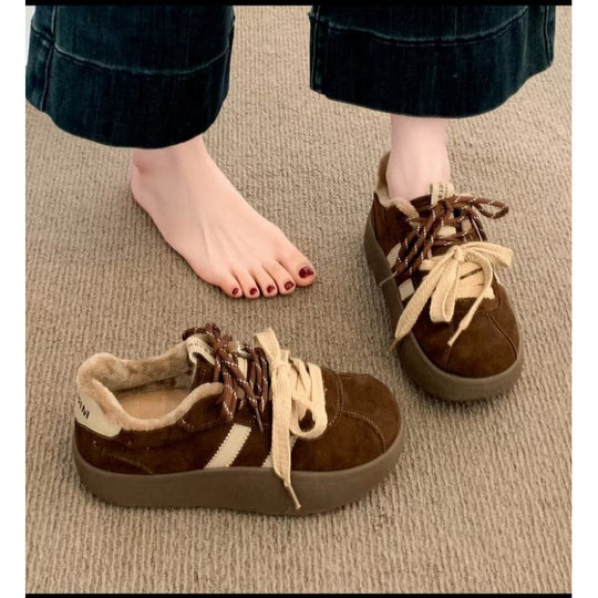 Damen Bequemliche Sneakers mit weichem Innenfutter und modischer Schnürung EB