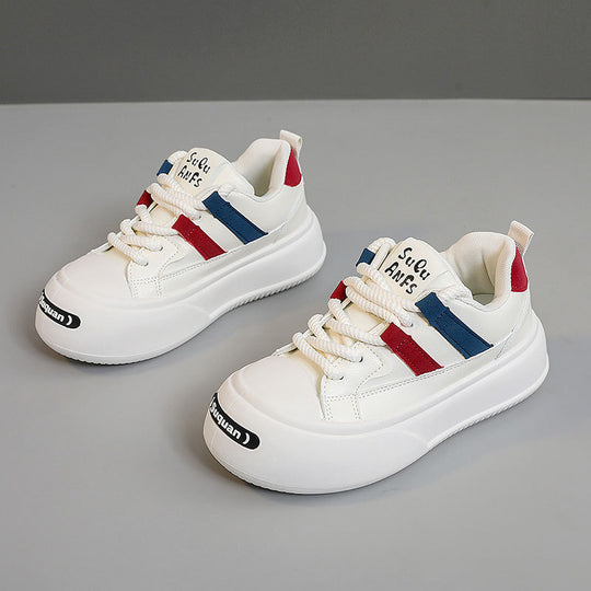 Damen Sportliche Plateausneaker mit modischen Akzenten und atmungsaktiver Sohle EB