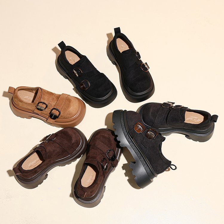 Damen modische Schnürschuhe mit klobiger Gummisohle und auffälligen Schnallen EB