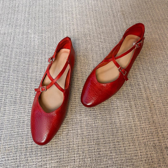 Damen Ballerinas mit kreuzförmigem Riemen und eleganter Spitze EB