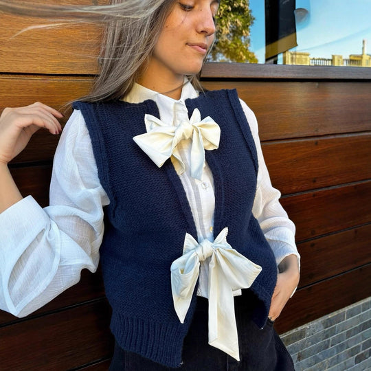 Damen Strickoberteil mit dekorativen Schleifen EB