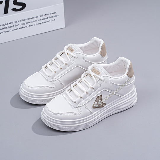 Damen Sportliche Plateau-Sneaker mit eleganten Details und atmungsaktivem Obermaterial EB