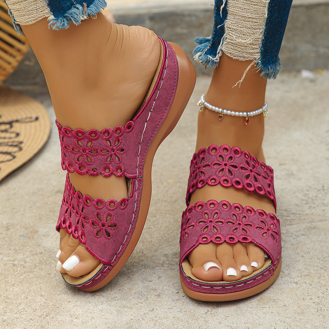 Damen Elegante und bequeme Clogs mit floralen Einsätzen und ergonomischem Fußbett EB