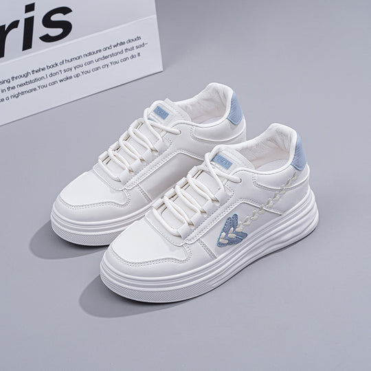 Damen Sportliche Plateau-Sneaker mit eleganten Details und atmungsaktivem Obermaterial EB