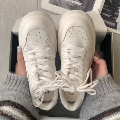 Damen modische Sneakers mit atmungsaktiver Oberflächenstruktur und dämpfendem Sohlenprofil EB