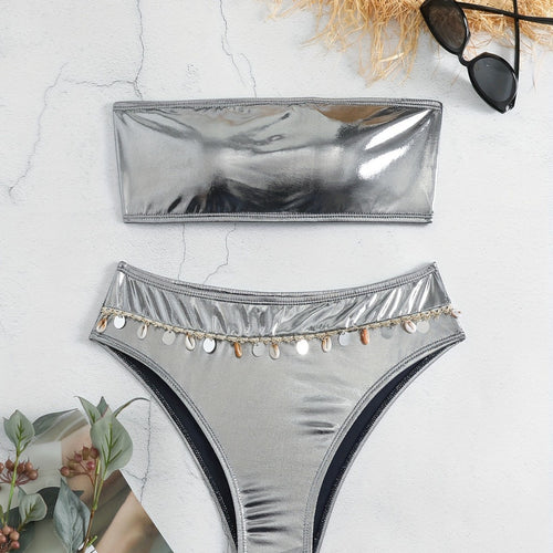 Damen Bandeau-Bikini mit eleganter Glanzoptik und modischen Muscheldetails EB