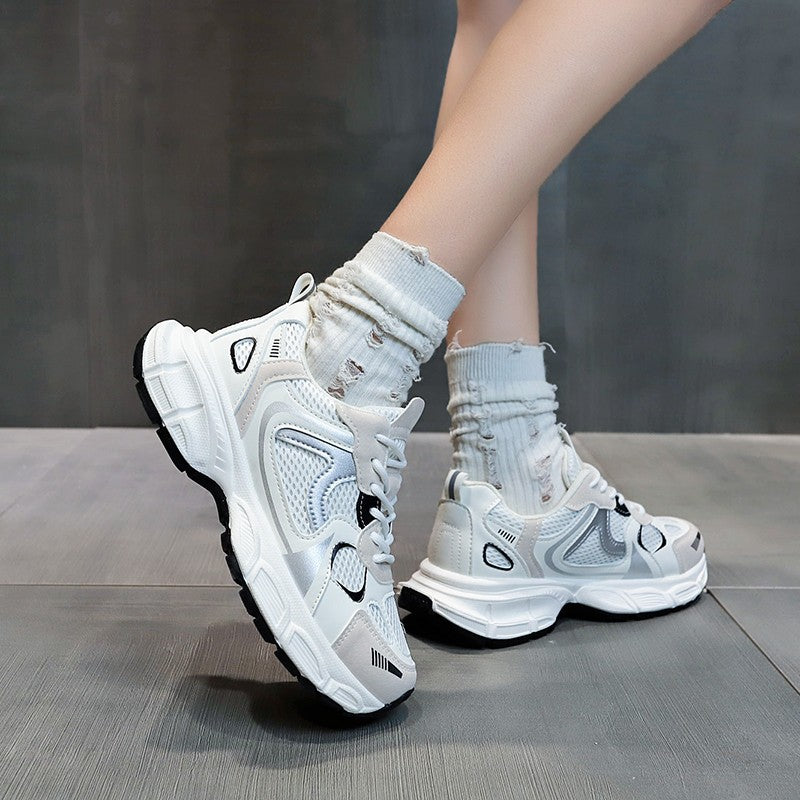 Damen Sportliche Sneaker mit atmungsaktiver Mesh-Oberfläche und dämpfender Laufsohle EB