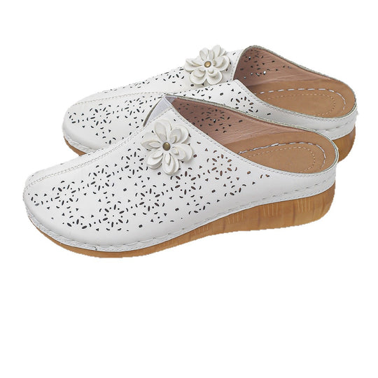 Damen Komfortable Clogs mit floralem Cut-Out-Design und anatomischer Innensohle EB
