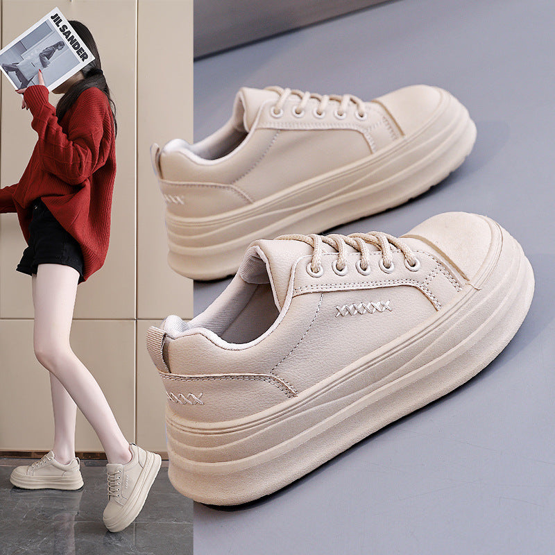 Damen Chunky Sneakers mit stabiler Gummisohle und elegantem Obermaterial EB