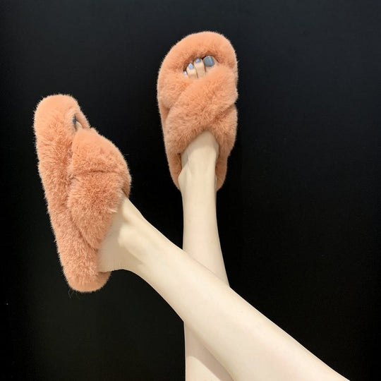 Damen Flauschige Hausschlappen mit gewendeten Riemen und ergonomischem Fußbett EB