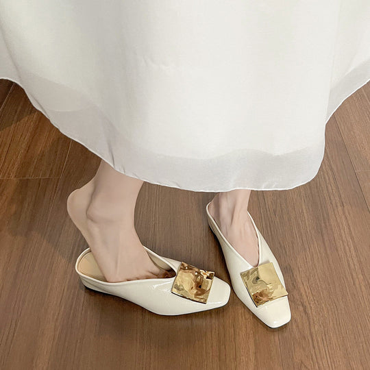 Damen elegante Slingback-Mules mit auffälligem Metall-Detail EB