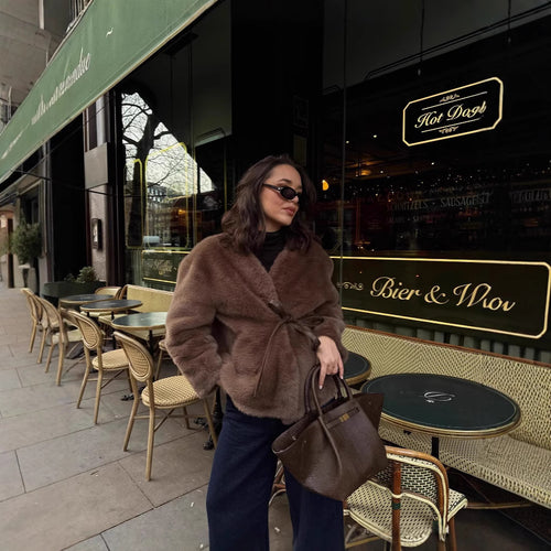 Damen kuschelige Steppjacke mit taillierbarem Design und elegantem Gürtel EB