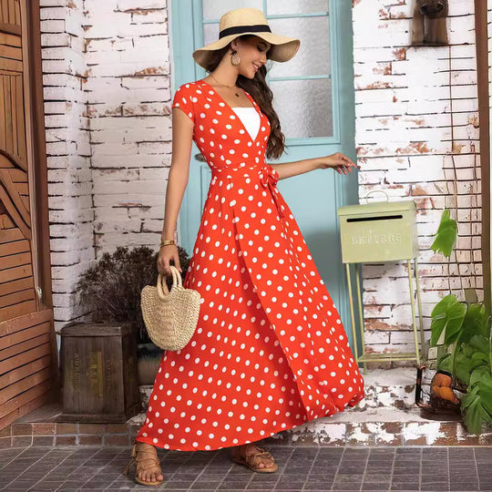 Damen Maxikleid mit schmeichelndem Wickeldesign und modernen Punkten EB