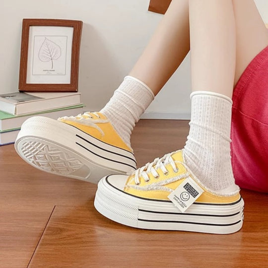 Damen Trendige Plateausneaker mit offener Ferse und Schnürung EB